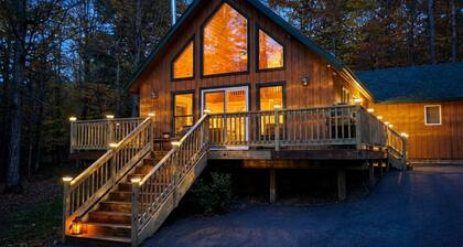 Cozy Adirondack Mountain Cabin- Inlet, NY - Sleeps 9!