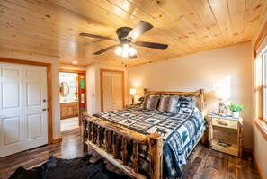 3 habitaciones, tabla de planchar con plancha, cuna de viaje y wifi 