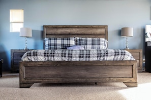 3 bedrooms, desk, free WiFi, bed sheets
