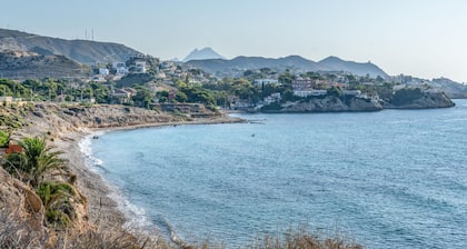 Acogedora casa en El Campello con.