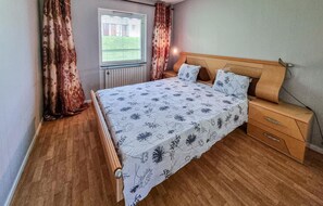 2 bedrooms, free WiFi