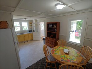 Dining - Red River Gorge Cottage (Pine Ridge)