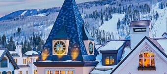 Eagle-Vail Ski House with Fireplace