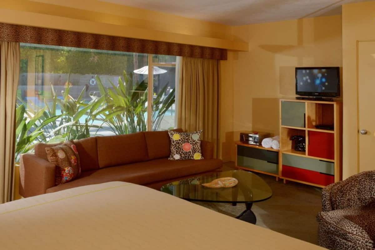 In-room safe, individually decorated, individually furnished