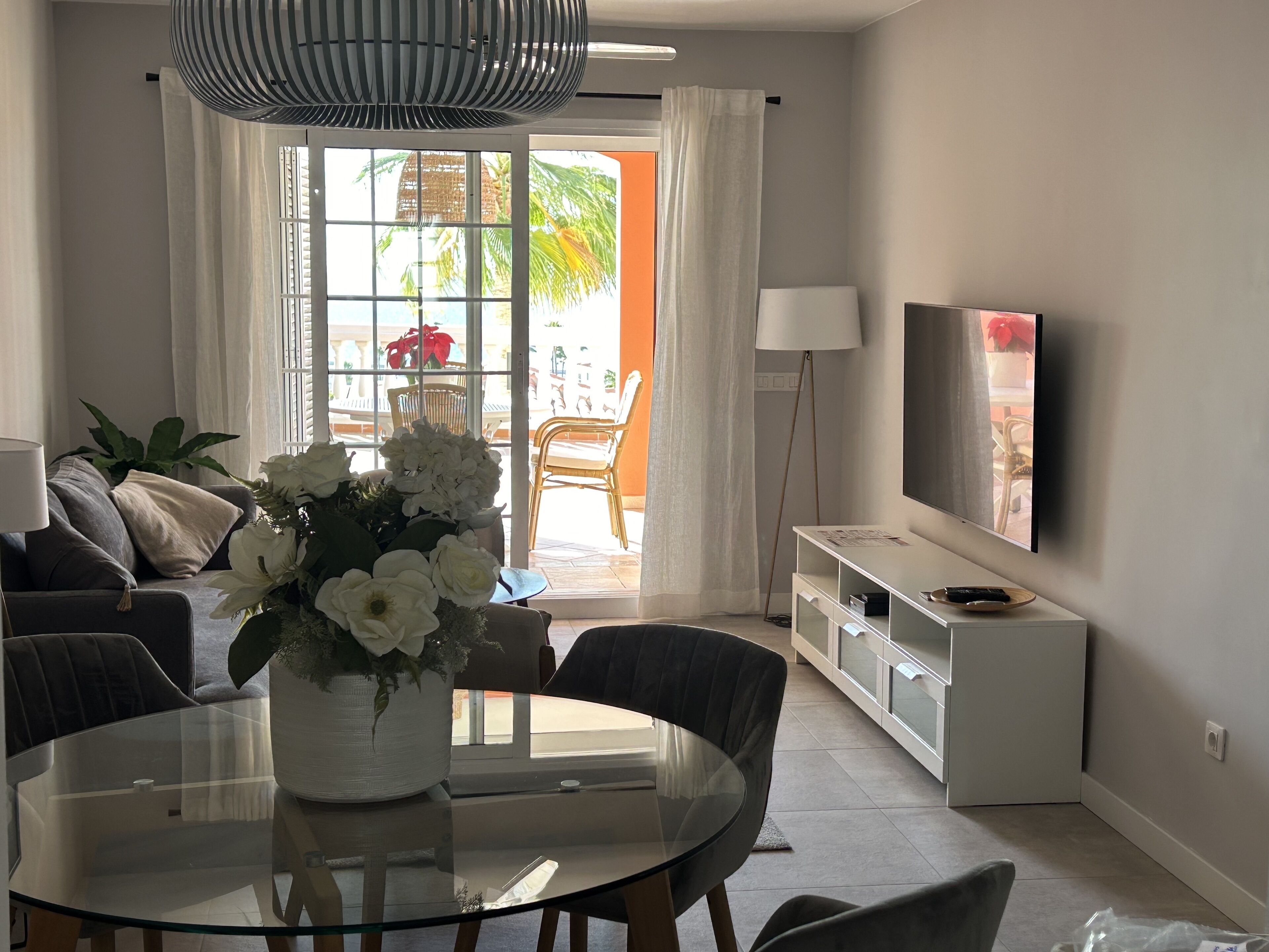 Amazing 2 Bedroom Apartment - Playa Del Duque - Adeje