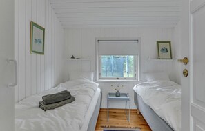 4 bedrooms, free WiFi