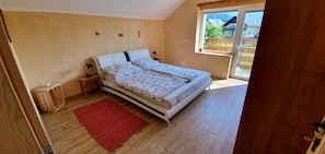 2 chambres, bureau, Wi-Fi gratuit, draps fournis