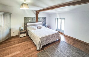 6 chambres, Wi-Fi gratuit, draps fournis
