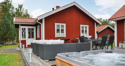 Stunning home in Karlstad with sauna