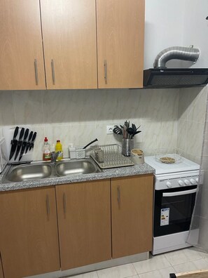 Private kitchen - Apartment Vila santa Bárbara santa antão (Ribeira Grande)