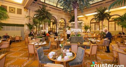 The Plaza-Carnege Suites, 5th. Avenue and Central Park