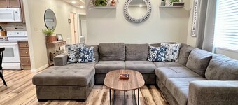 Lower Grape, Midtown Home 3bed&1bath