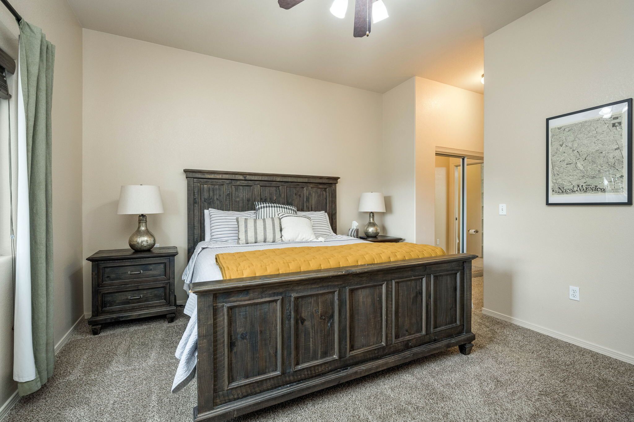 3 bedrooms, desk, iron/ironing board, free WiFi