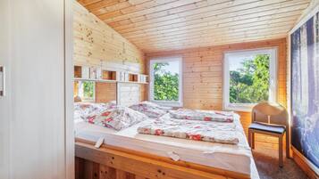 2 camere, culla da viaggio, Wi-Fi gratuito