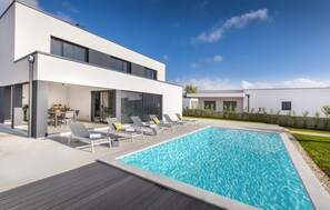 Pool - Gorgeous home in Vodnjan with WiFi (Vodnjan)