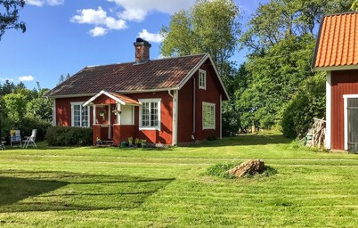 Lovely home in örsundsbro with WiFi