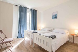 3 Schlafzimmer, Reisekinderbett, kostenloses WLAN