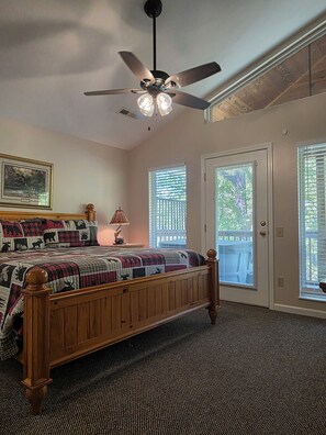 2 soverom, strykejern/-brett, wi-fi (inkludert) og sengetøy