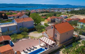 Exterior - Beautiful home in Sveti Filip i Jakov (Sveti Filip i Jakov)