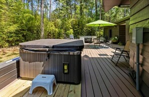 Terrace/patio - The BOAT HS! Lake Views!!
 Hot Tub-Pool-Pool Table-Fire Pit-RV & Boat parking! (Brookeland)