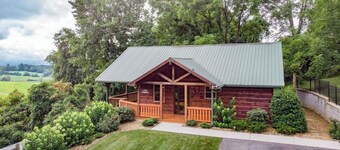 2 Acres of pure paradise with amazing Mountain View’s!! Minutes from Emory&Henry