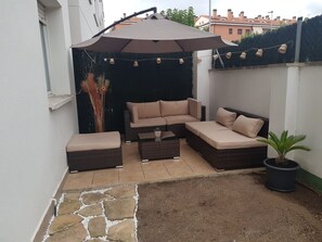 Terrace/patio - Precioso apartamento con piscina y jardín propio (Lloret de Mar)