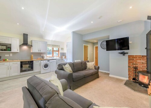 2 bedroom accommodation in Kilcot, Newent