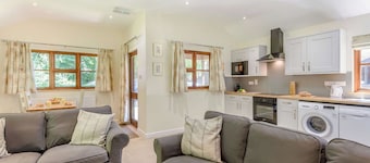 2 bedroom accommodation in Kilcot, Newent
