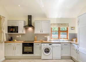 Fridge, oven, stovetop, toaster