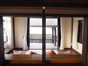 Interior - Charming Thai Lanna style house in the country side of Chiangmai.Relaxing garden (San Kamphaeng)