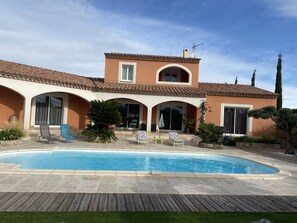Piscine extérieure