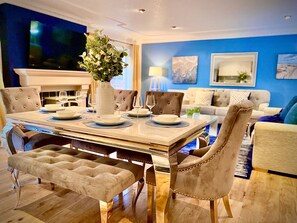 Private kitchen - Anchor Hot tub Suite in Lytham St Annes (Lytham St. Anne's)