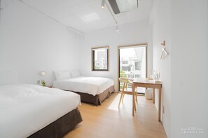 Classic Triple Room | 1 bedroom, blackout drapes, free WiFi, bed sheets
