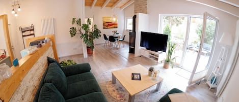 Télévision, cheminée