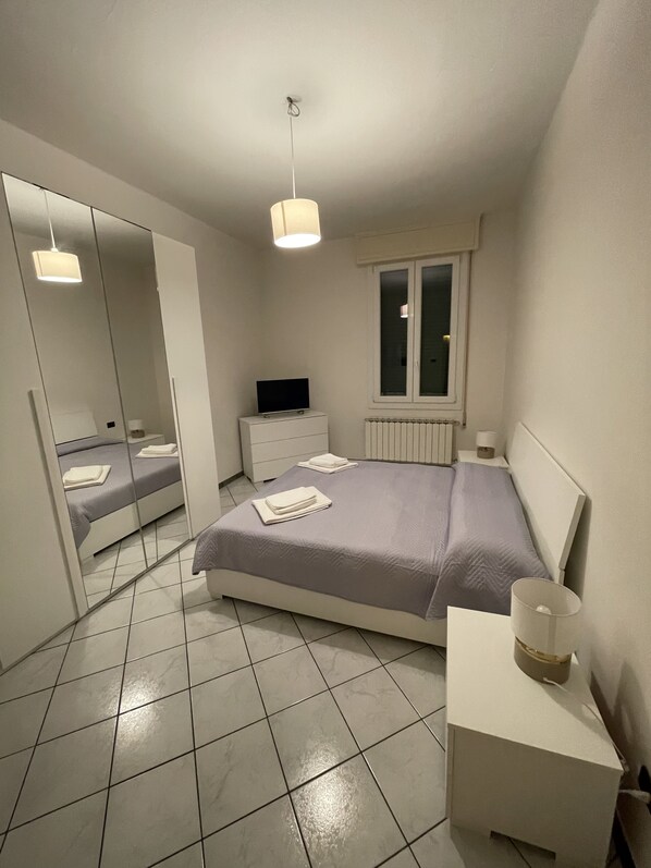 2 camere, ferro/asse da stiro, Wi-Fi gratuito, lenzuola