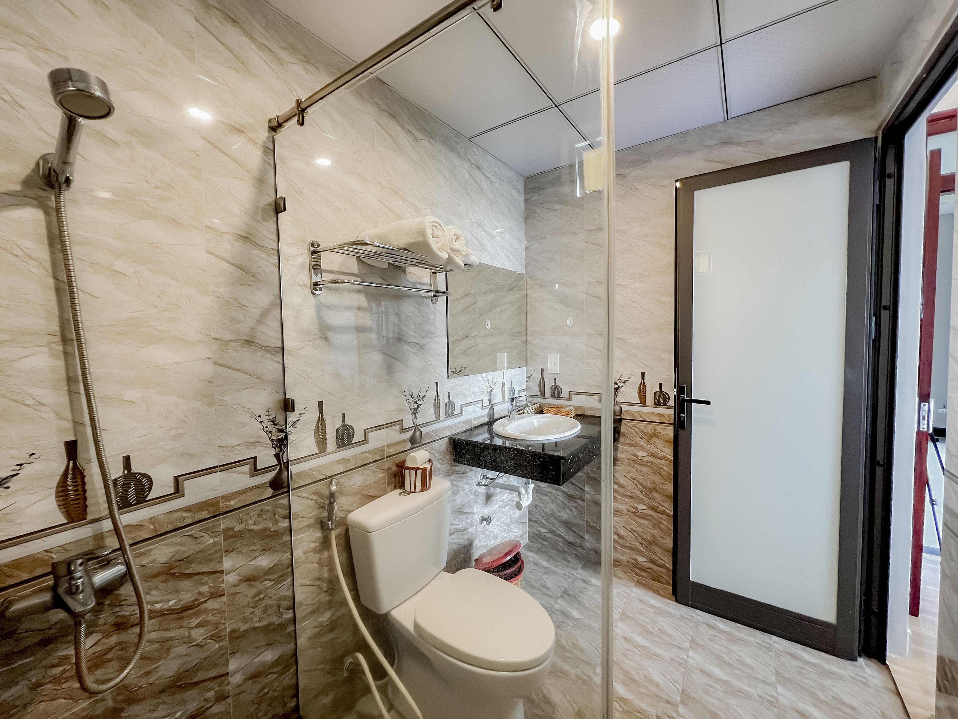 Kamar Double, 2 Tempat Tidur Double | Kamar mandi