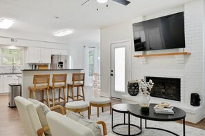 TV, fireplace, offices