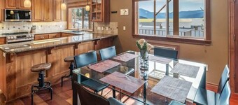 Pet Friendly Bayview Condo | Stay monthly & longer