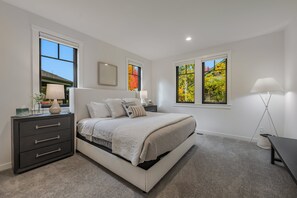 3 chambres, fer et planche à repasser, lit parapluie, Wi-Fi gratuit