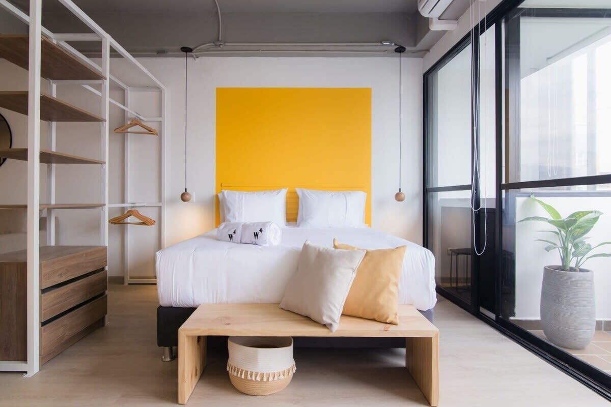 1 chambre, bureau, fer et planche à repasser, Wi-Fi