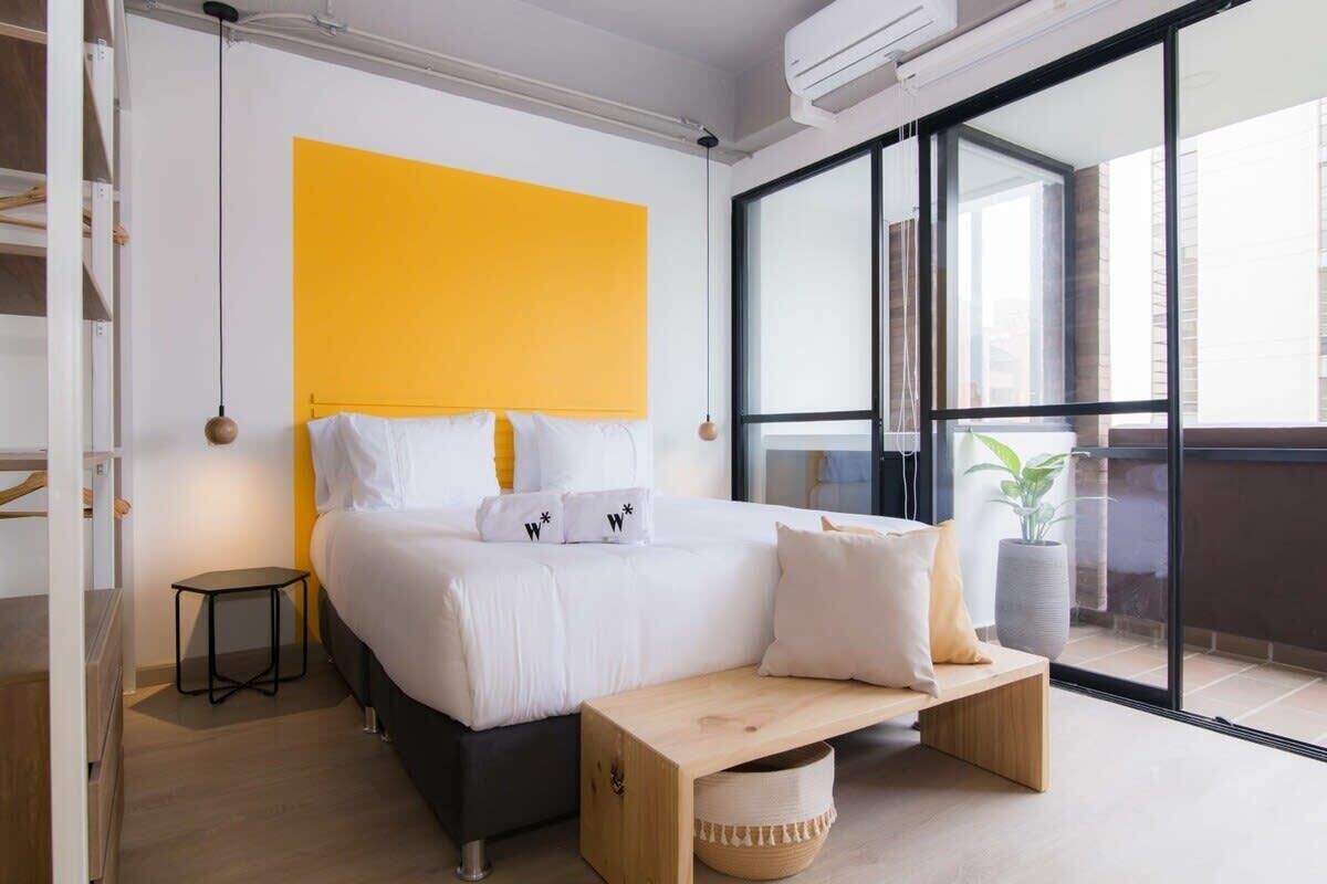 1 chambre, bureau, fer et planche à repasser, Wi-Fi