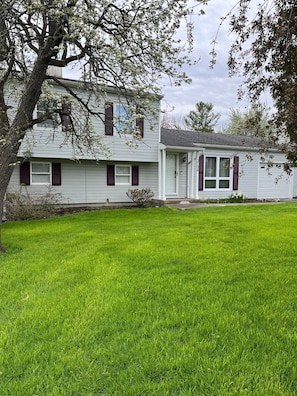 Exterior - Canandaigua Lakeside Retreat (Canandaigua)