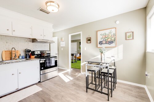 Simply Southern - 3 bd 1.5 ba - Close to USM