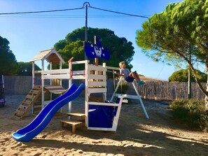 Children’s area - Modern Farmhouse "CASITA AYO" South of Melides (Giz Santo Andre)