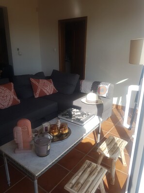 Living area - Modern Farmhouse "CASITA AYO" South of Melides (Giz Santo Andre)