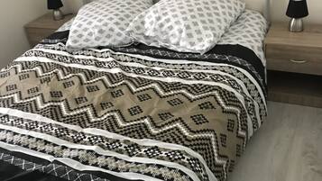 3 bedrooms, desk, travel crib, free WiFi