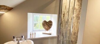 The Hive at Poppi Red