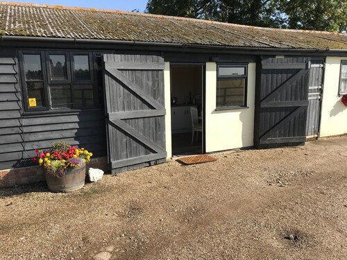 Cosy and Tranquil accommodation with beautiful views - so peaceful