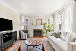 Smart TV, monitor de computadora y impresora 