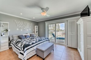 2 bedrooms, in-room safe, desk, iron/ironing board - Direct Ocean with heated pool and garage (INDIALANTIC)